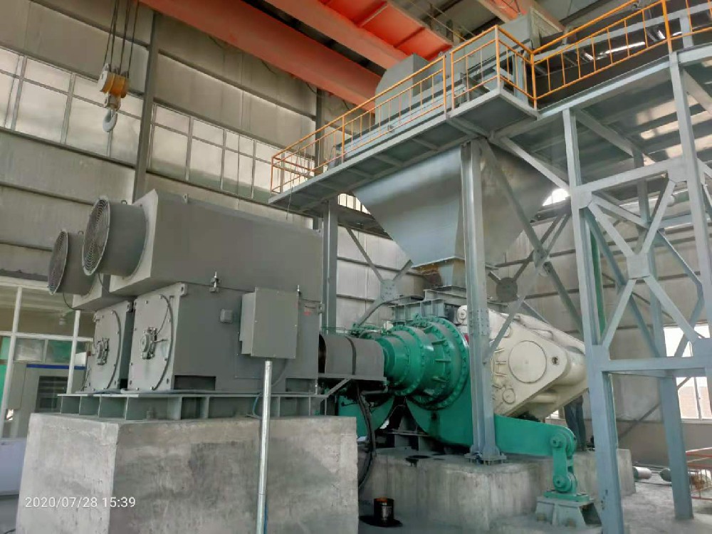 高壓輥磨機建平使用現場